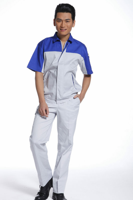 定做餐厅工作服时需要注意什么?有哪些要求?